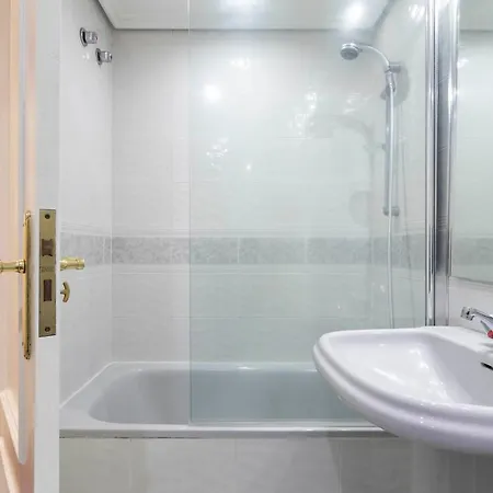 Paraguay 14 Apartament